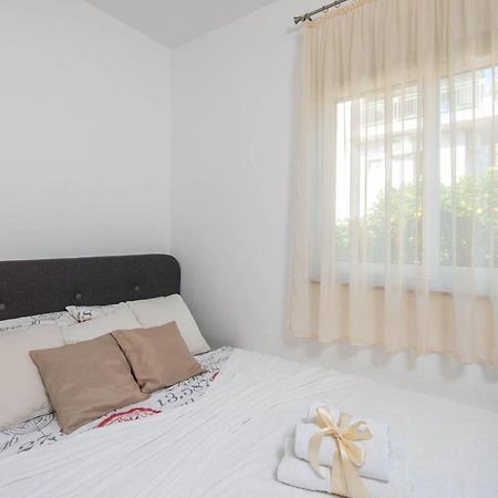 Apartments Lenka 奥瑞比克 外观 照片